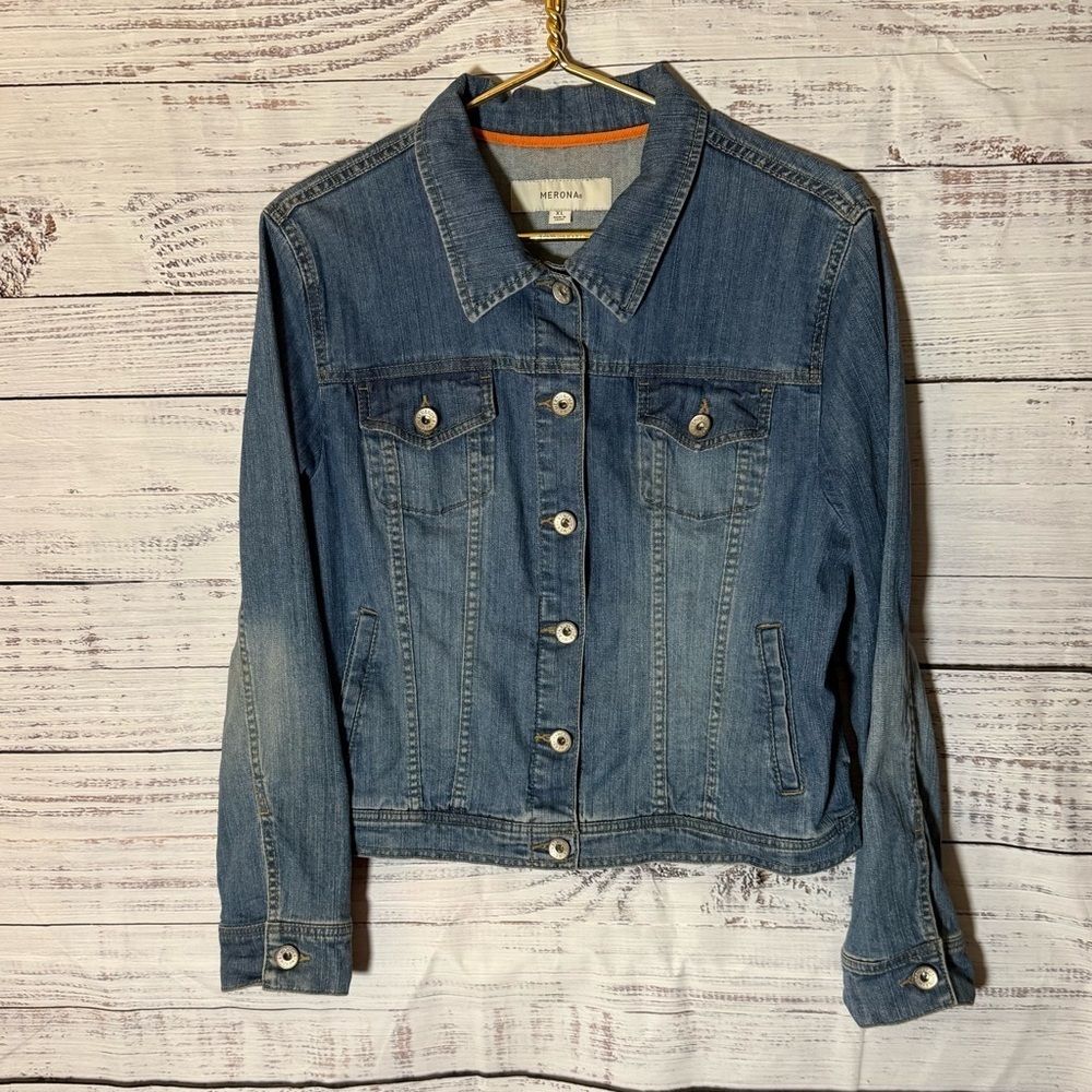 Merona Blue Medium Wash Denim Jacket Women’s Size XL
